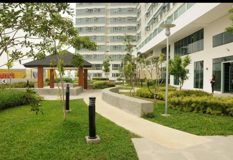 Beacon Makati Condo Free Pool Access Free Wifi 100Mbps & Free Netflix Manille Extérieur photo