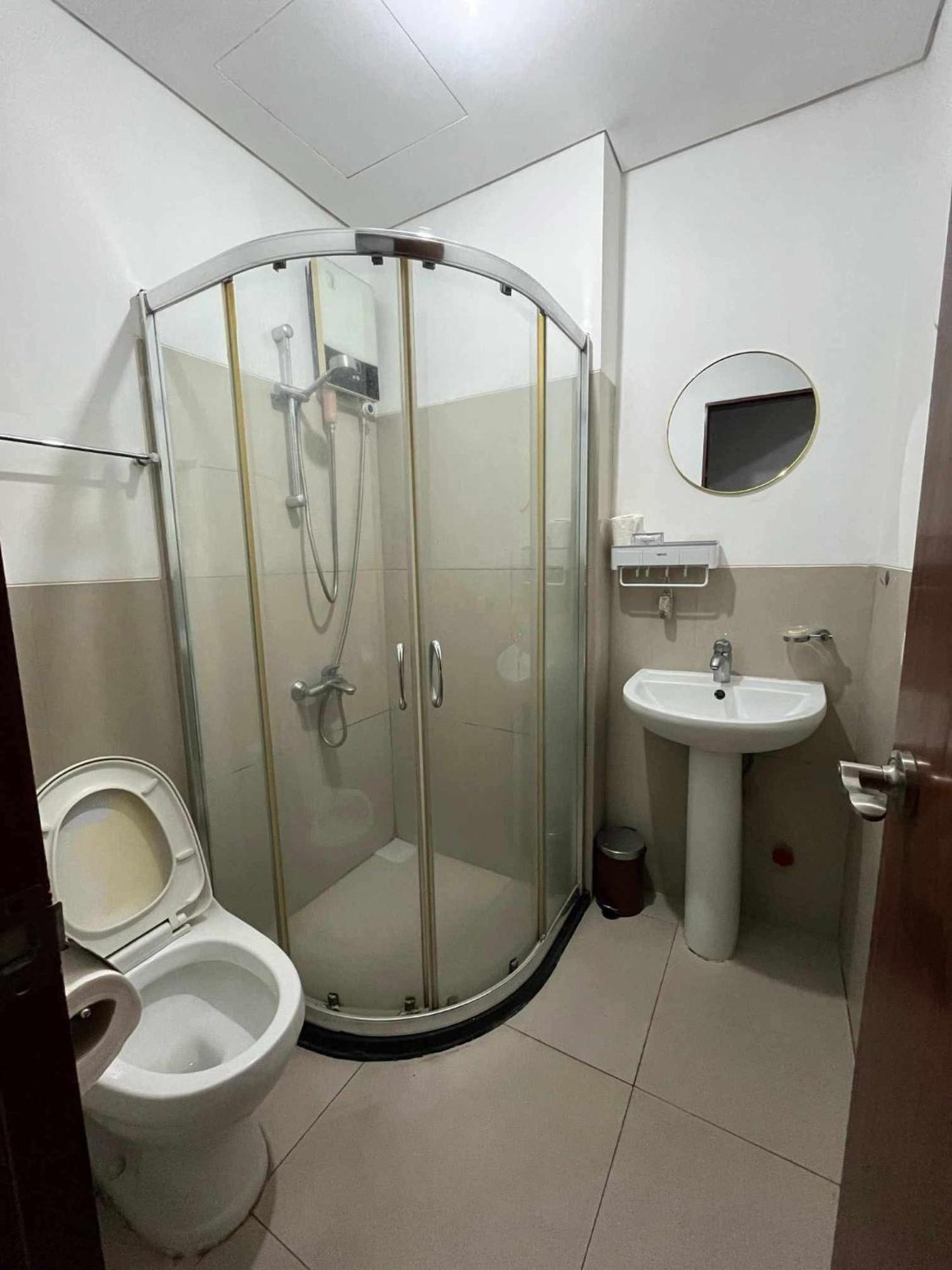 Beacon Makati Condo Free Pool Access Free Wifi 100Mbps & Free Netflix Manille Extérieur photo