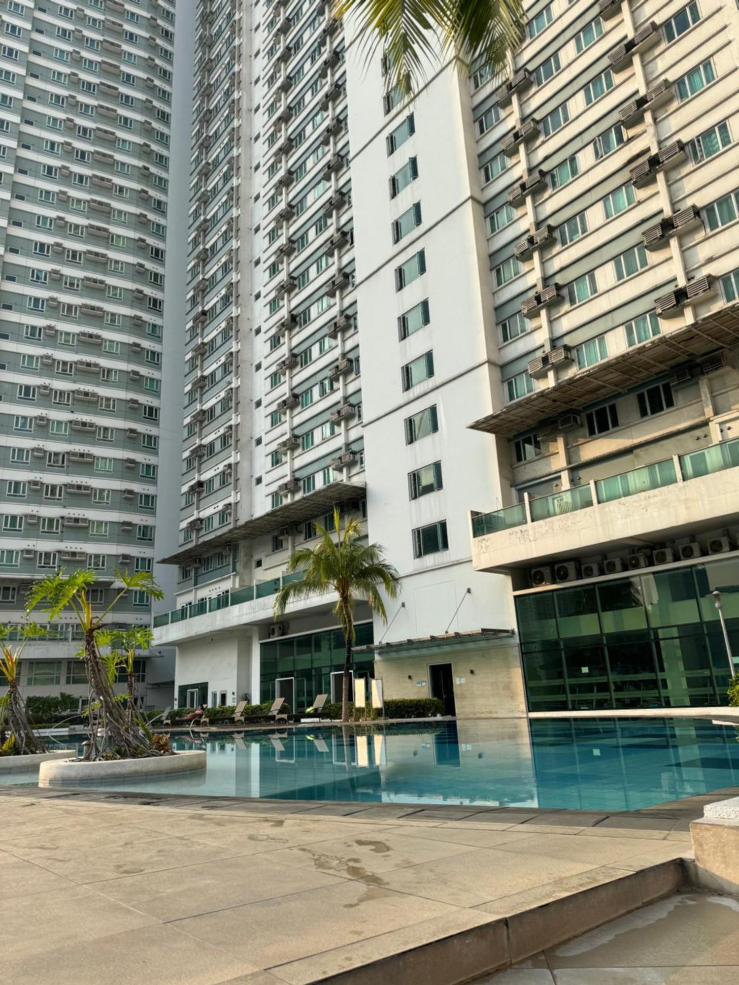 Beacon Makati Condo Free Pool Access Free Wifi 100Mbps & Free Netflix Manille Extérieur photo